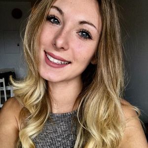 Meet your Posher, Roxanne